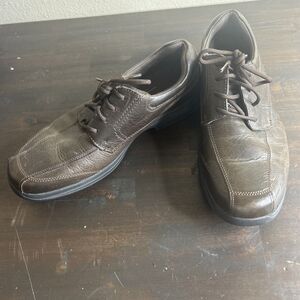 Rockport Shoes Men’s Size 9.5 M Brown Leather Loafer